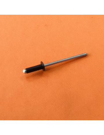 Nitowanie nitów (3,2 x 10mm standardowy czarny)